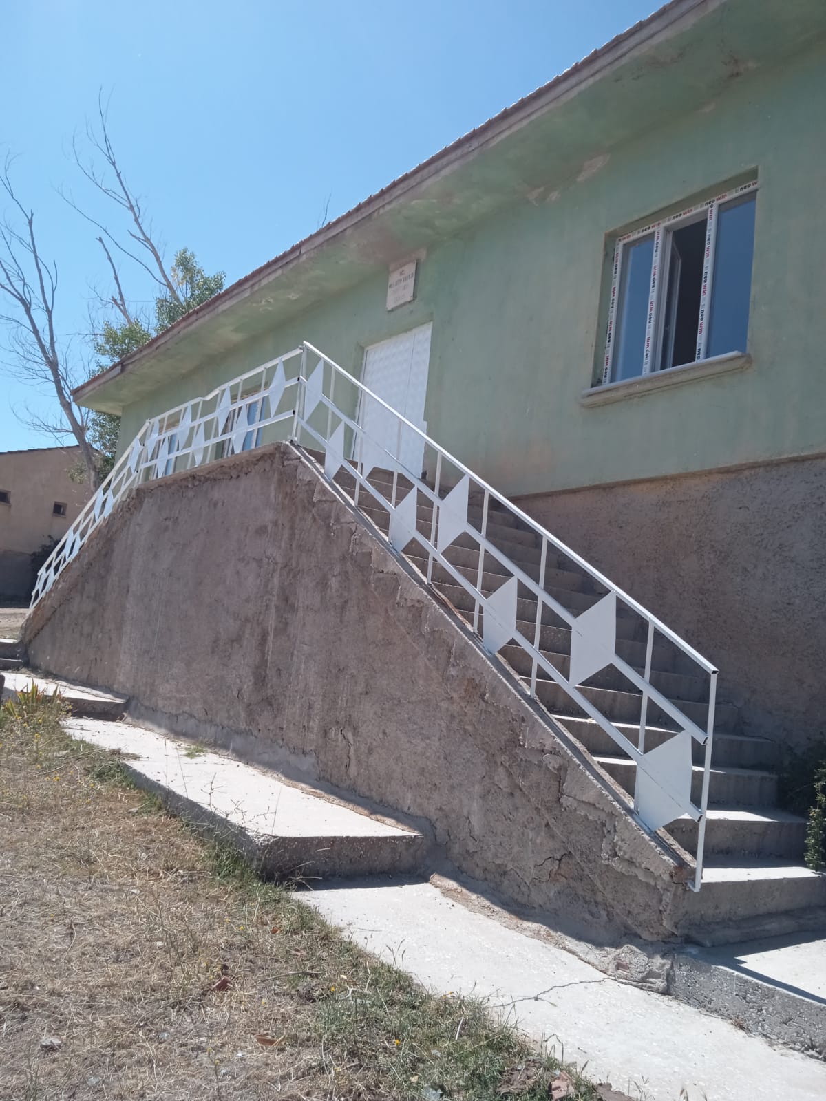 KÖYÜMÜZ OKUL VE LOJMAN YENİLEME VE TADİLATI